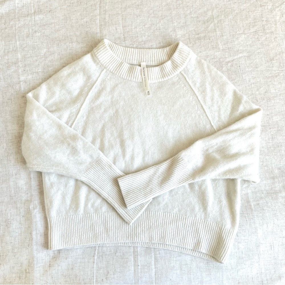 Aritzia Cream Crew Neck Sweater cashmere